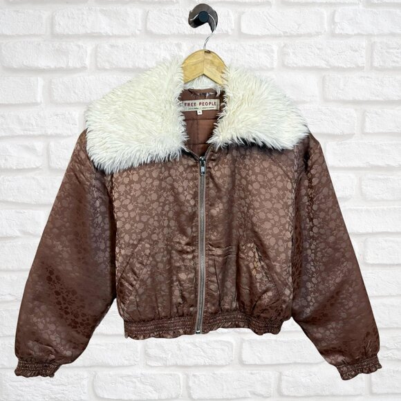 NWT Free People Floral Bomber Jacket XS Pink Cropped Puffer Boho Winter Gift - Picture 4 of 12